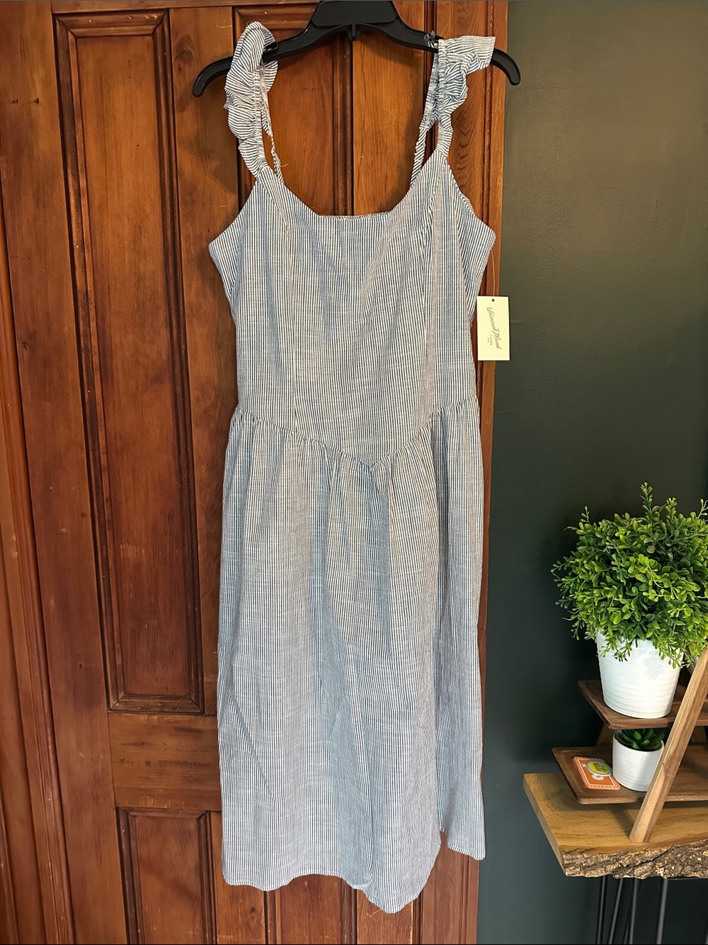 Universal Thread size M summer dress